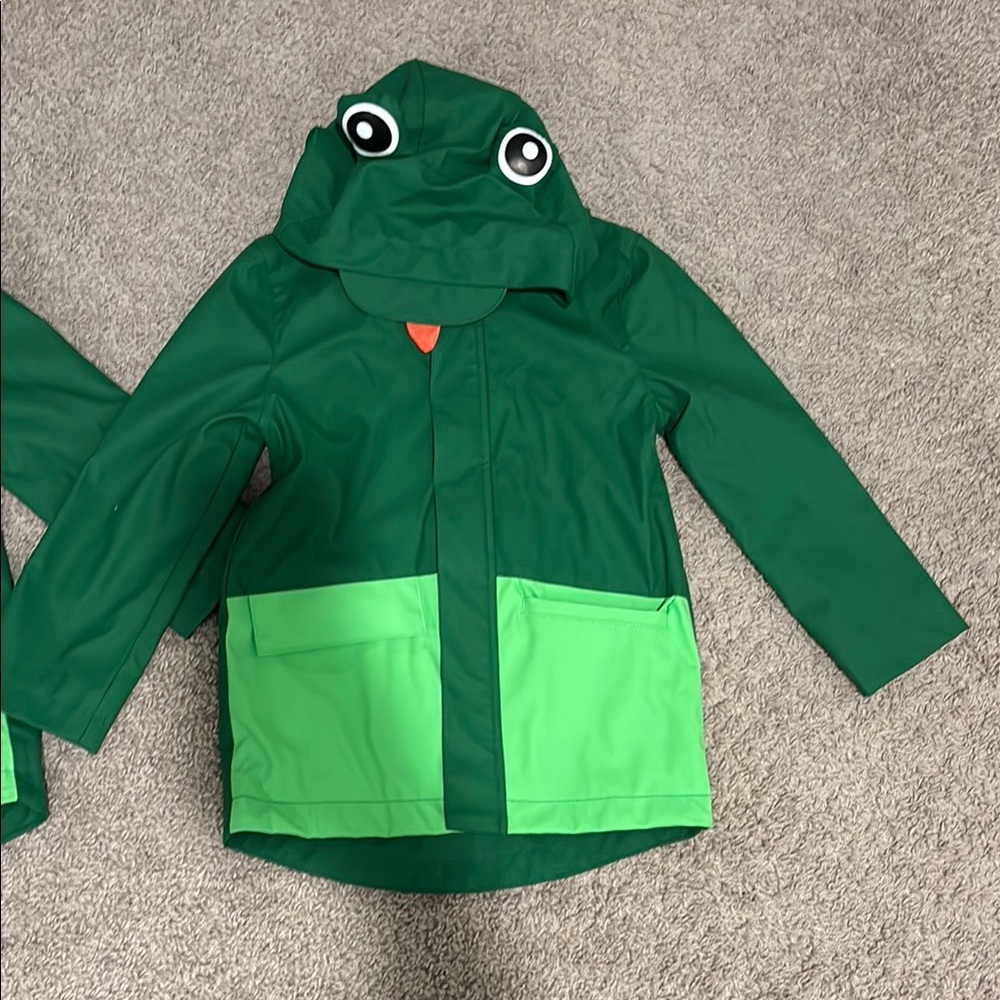 Green Frog Raincoat with Hood